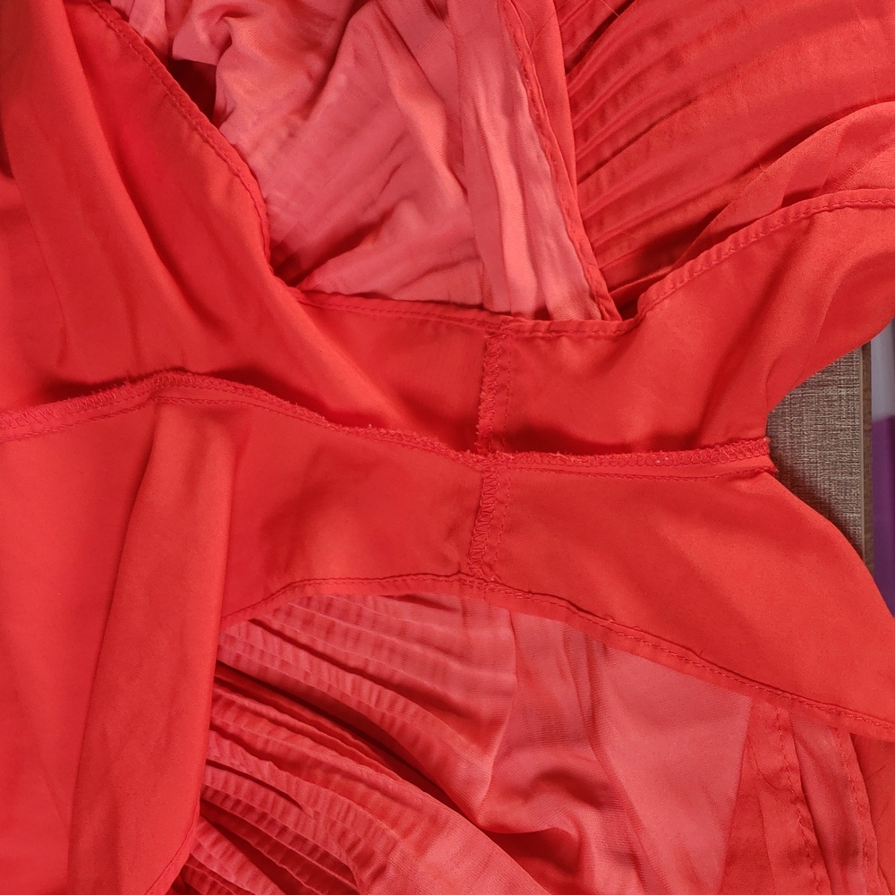 DO+BE Vibrant Orange Pleated Mini Skirt - Gently Used‎ - Picture 10 of 11